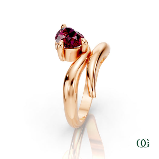 R|Personalized Pear Garnet Birthstone Ring in Rose Gold