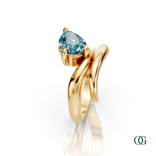 Y|Personalized Pear Blue Topaz Birthstone Ringin Yellow Gold