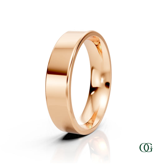 R | A polished rose gold wedding men's band ring with a smooth, rounded profile, displayed on a clean white background with a soft reflection below. 