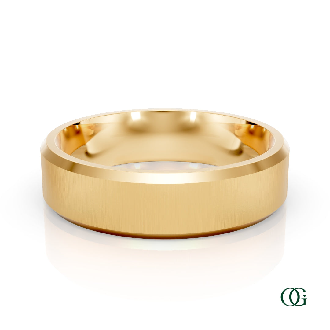 Men’s Brushed Center Gold Wedding Band
