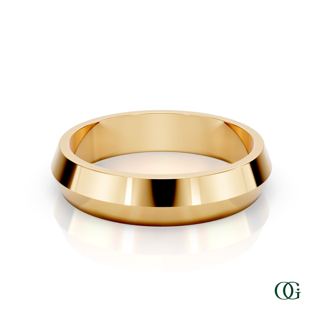 Men’s Polished Beveled Edge Gold Wedding Band