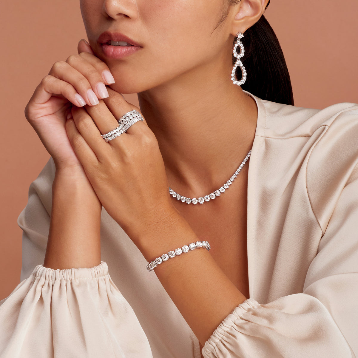 Mixed-metal fine jewelry styling